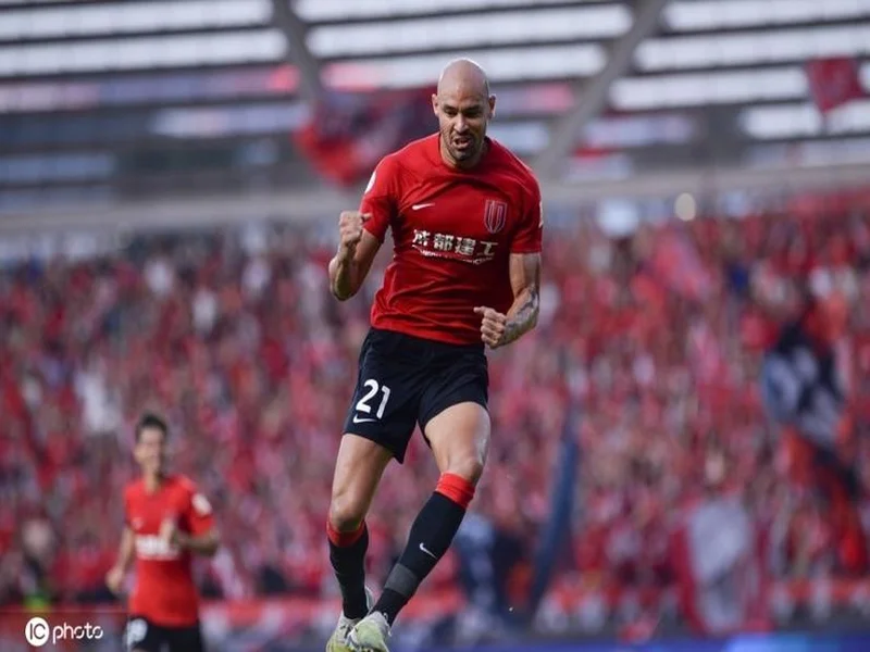 戴帽助球队大胜西海岸,官方:蓉城外援费利佩当选中超第4轮最佳